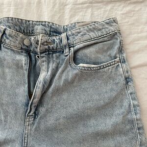 H&M Mom Jeans distressed